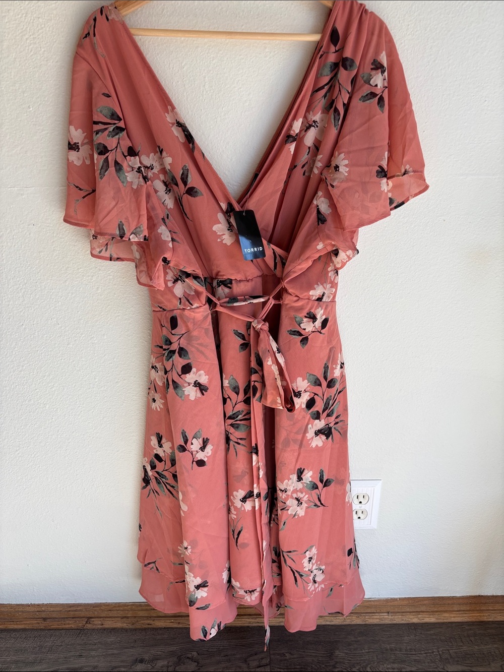 TORRID New Floral Wrap Dress Boho Pink Plus 3X 22-24